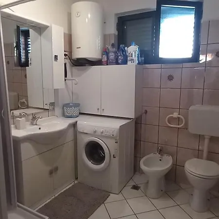 Viola's House